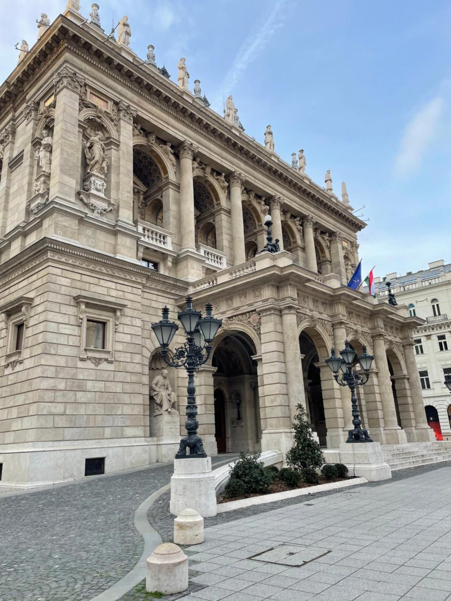 Little Oasis Close To The Opera Budapest Exteriör bild